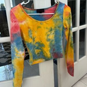 Long sleeve crop top